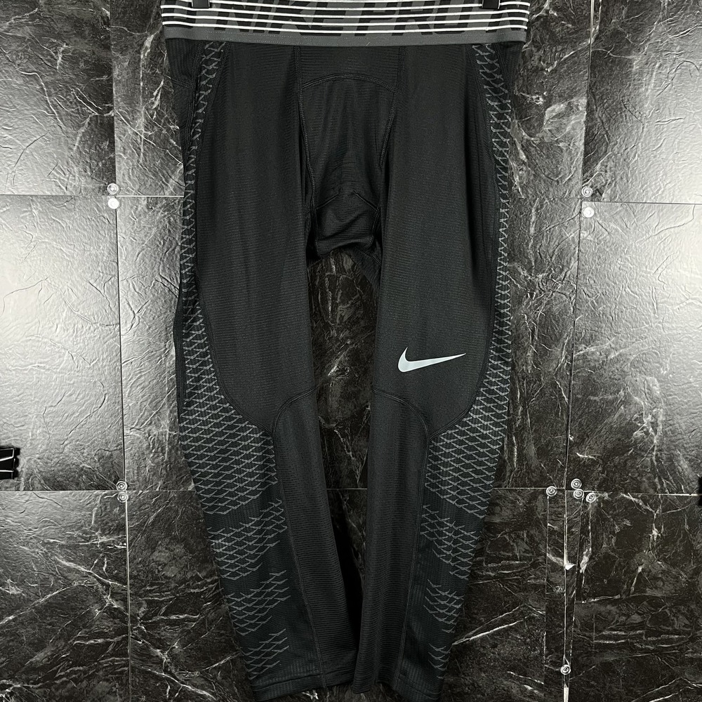 Nike Women's Black Hypercool Compression Leggings Medium